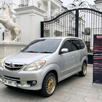 Daihatsu Xenia 1.0L Li Manual 2010