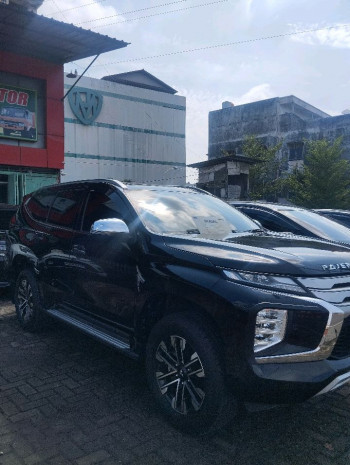 Mitsubishi Pajero Sport 2.4L Dakar 4x2 Automatic 2024