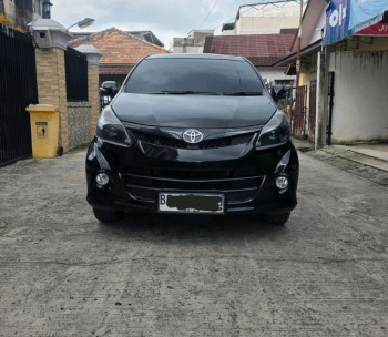 Toyota Avanza 1.5L Veloz Automatic 2015