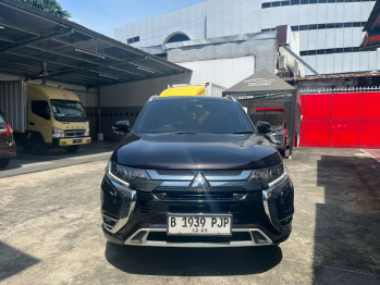 MITSUBISHI OUTLANDER 2,4 PHEV  ULTIMATE 4X2 2019
