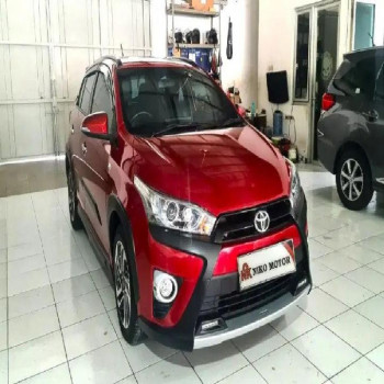 Toyota Yaris 1.5L Heykers Automatic 2017