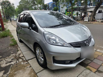 Honda Jazz 1.5L S Manual 2013