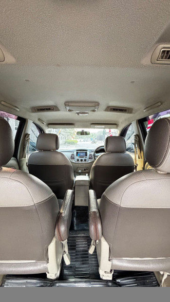 Toyota Innova 2.0L G Bensin Automatic 2014