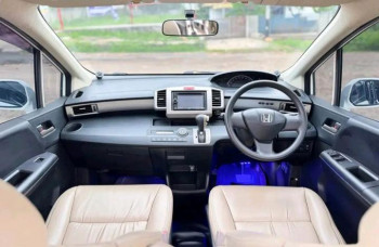 Honda Freed 1.5L S Automatic 2013