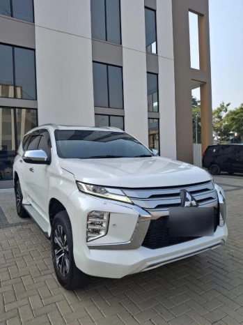 Mitsubishi Pajero Sport 2.4L Dakar 4x2 Automatic 2021