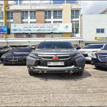 Mitsubishi Pajero Sport 2.4L Dakar 4x2 Automatic 2017