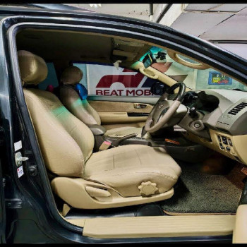 Toyota Fortuner 2.5L G VNT Diesel Automatic 2013