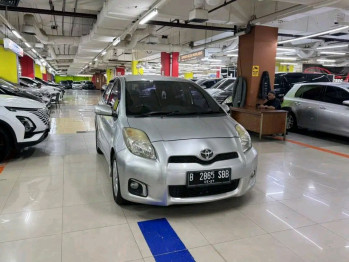 Toyota Yaris 1.5L S Automatic 2012