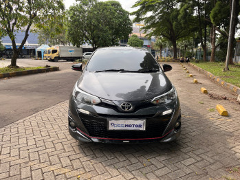 TOYOTA YARIS 1.5 S TRD AUTOMATIC 2019