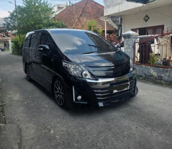 Toyota Alphard 2.4L G Automatic 2013