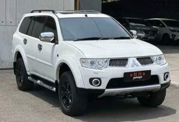 Mitsubishi Pajero Sport 2.4L Dakar 4x2 Automatic 2012