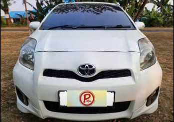 Toyota Yaris 1.5L S Automatic 2012