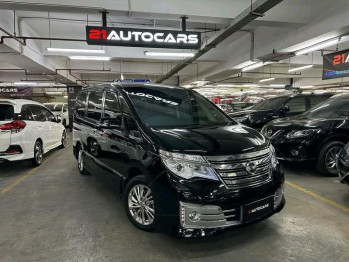 Nissan Serena 2.0L HWS Automatic 2018