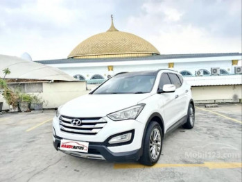 Hyundai Santa Fe 2.4L Bensin Automatic 2013