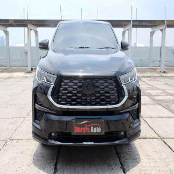 Toyota Innova 2.0L V HV Modellista Zenix Automatic 2023