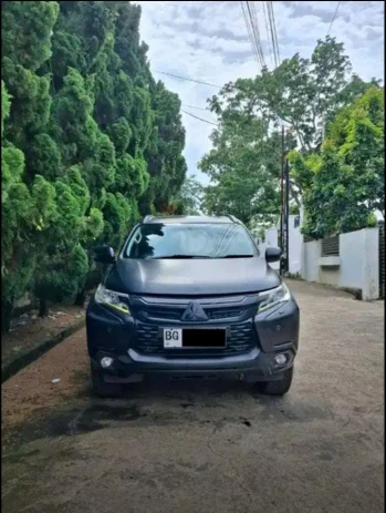 Mitsubishi Pajero Sport 2.5L Exceed Manual 2018