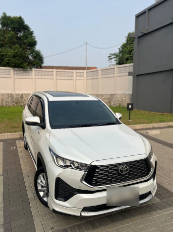 Toyota Innova 2.0L V HV Modellista Zenix Automatic 2025