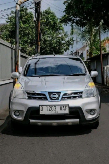 Nissan Grand Livina X-Gear Automatic 2012