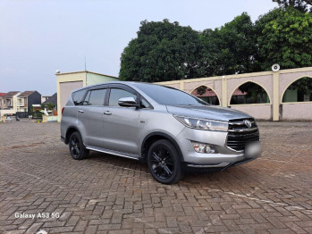 Toyota Innova 2.0L Q Venturer Bensin Automatic 2019