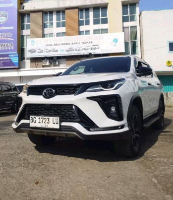Toyota Fortuner 2.8L GR Sport 4x2 Automatic 2024