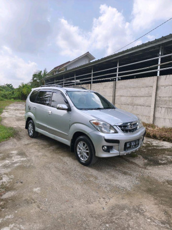 Daihatsu Xenia 1.0L Li Manual 2011