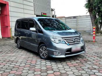 Nissan Serena 2.0L HWS Automatic 2017