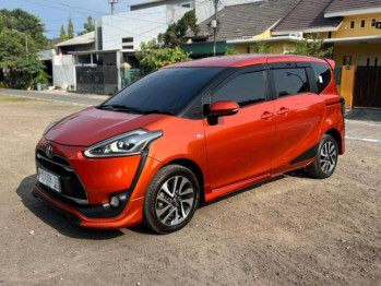 Toyota Sienta 1.5L Q Automatic 2016