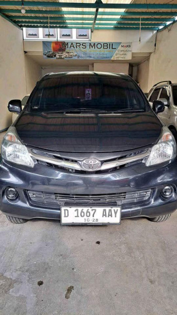 Toyota Avanza 1.3L E Manual 2013