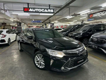 Toyota Camry 2.5L Hybrid Automatic 2016