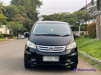 Honda Freed 1.5L S Automatic 2014