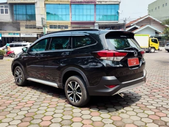 DAIHATSU TERIOS 1.5 R DELUXE AT 2021