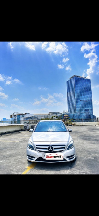 Mercedes-Benz B-Class B200 Automatic 2014