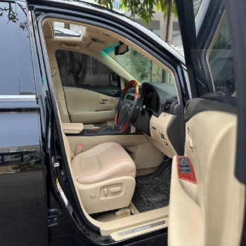 Lexus RX 2.7L 270 Automatic 2011