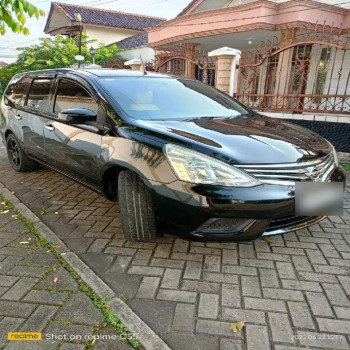 Nissan Grand Livina SV Automatic 2016