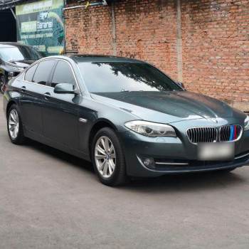 BMW Serie 5 F10 520i Automatic 2011
