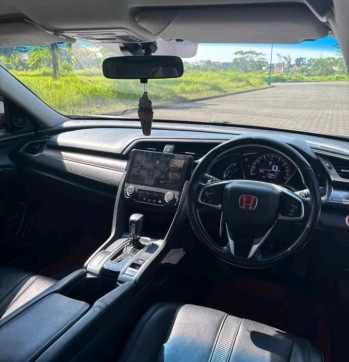 Honda Civic 1.5L Turbo Sedan Automatic 2016
