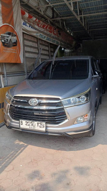 Toyota Innova 2.0L V Bensin Manual 2017