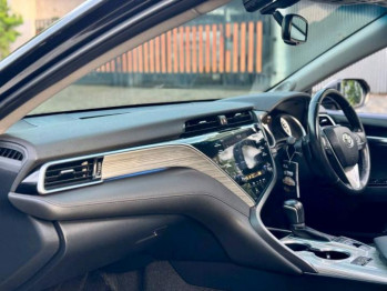 Toyota Camry 2.5L Hybrid Automatic 2019