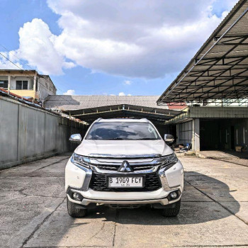 Mitsubishi Pajero Sport 2.4L Dakar 4x2 Automatic 2018