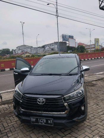 Toyota Innova 2.4L Q Venturer Diesel Automatic 2021