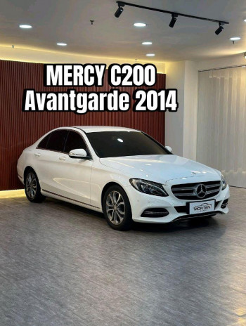 Mercedes-Benz C-Class C200 Avantgarde Automatic 2014
