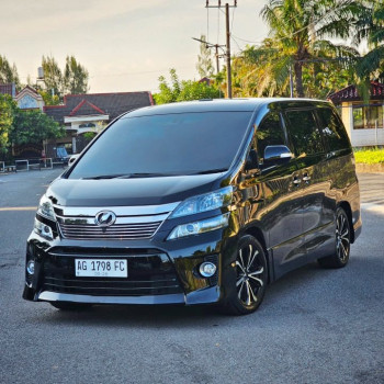 Toyota Vellfire 2.5L G Automatic 2013