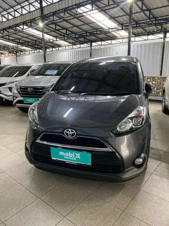 Toyota Sienta 1.5L G Automatic 2018