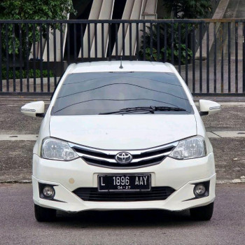 Toyota Etios Valco 1.2L G Manual 2017