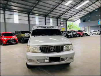 Toyota Innova 2.4L G Diesel Manual 2000