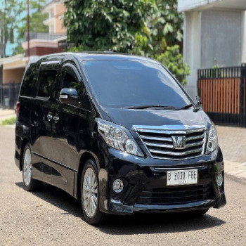 Toyota Alphard 2.4L S Automatic 2014