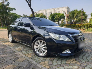 Toyota Camry 2.5L V Automatic 2013