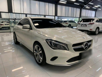Mercedes-Benz CLA-Class CLA200 Automatic 2016