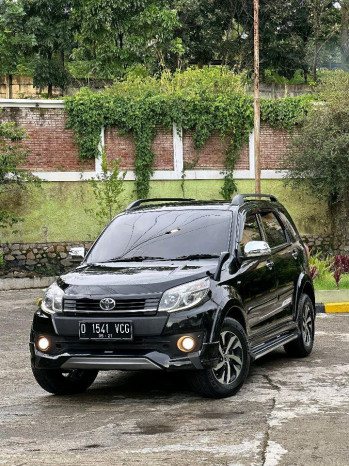Toyota Rush 1.5L TRD  Automatic 2015