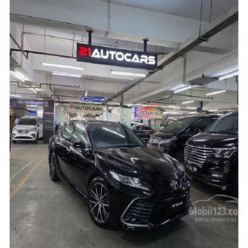 Toyota Camry 2.5L V Automatic 2022